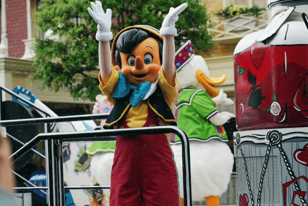 Pinocchio mascot at Disneyland Paris